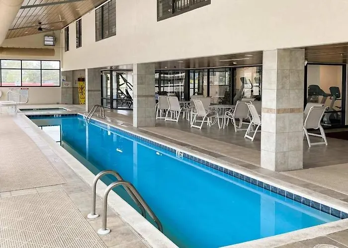 Holiday home Ocean Block Retreat With Easy Access & Shared Pools